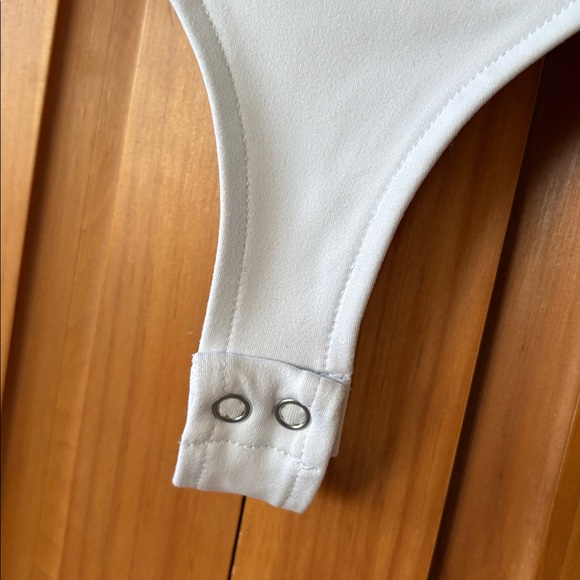 ReoRia Square Neck Tank BodySuit - Picture 6 of 11